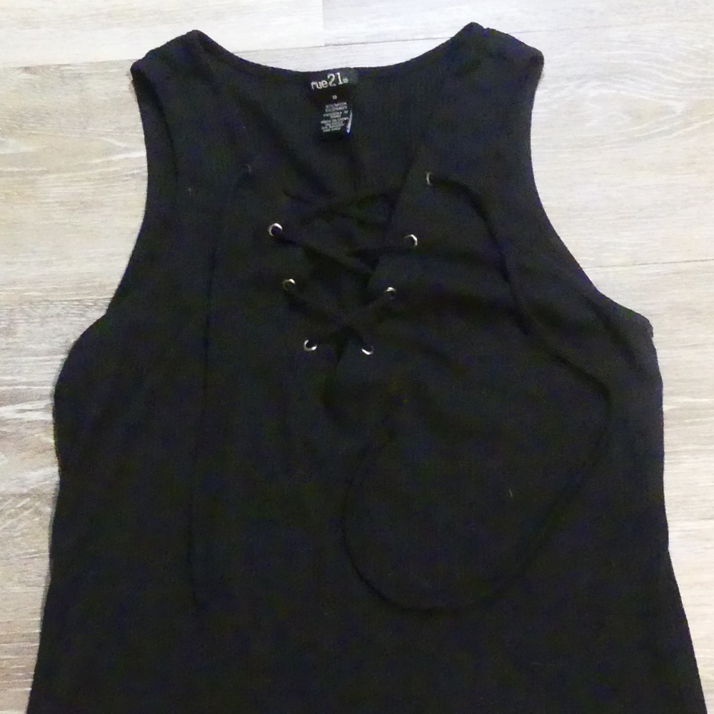 Rue21 Tank